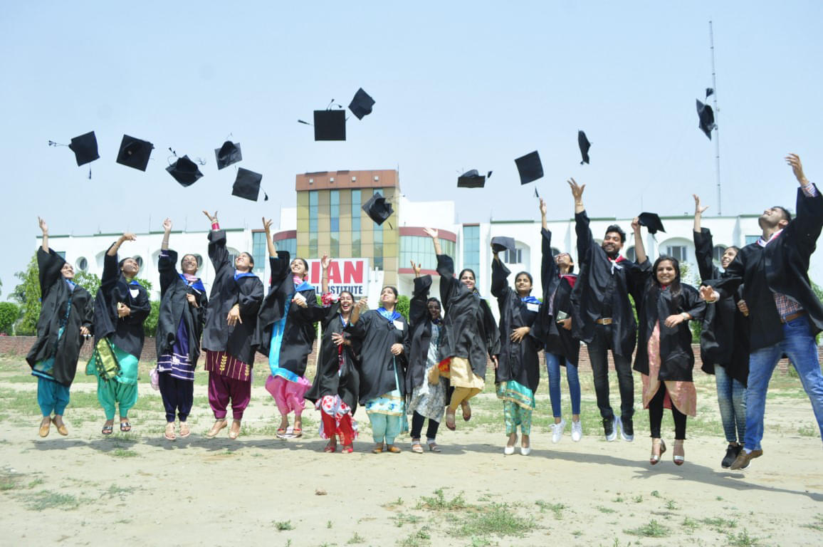 Asian Group of Colleges Patiala Convocation photo 2